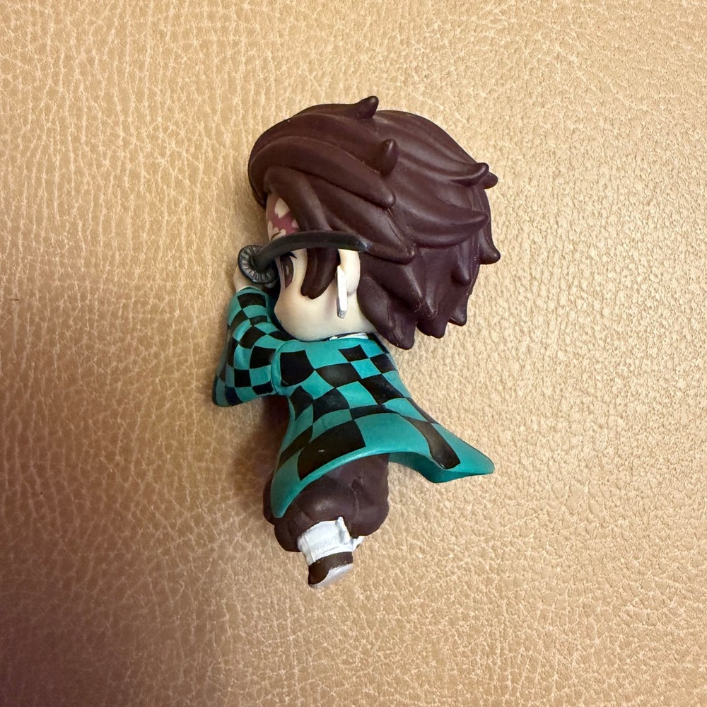 Demon Slayer Tanjiro Nezuko Zenitsu Mini Figure Set Anime Kimetsu no Yaiba - Picture 8 of 15